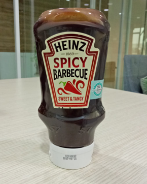 Heinz UK Spicy BBQ Sauce (490g)